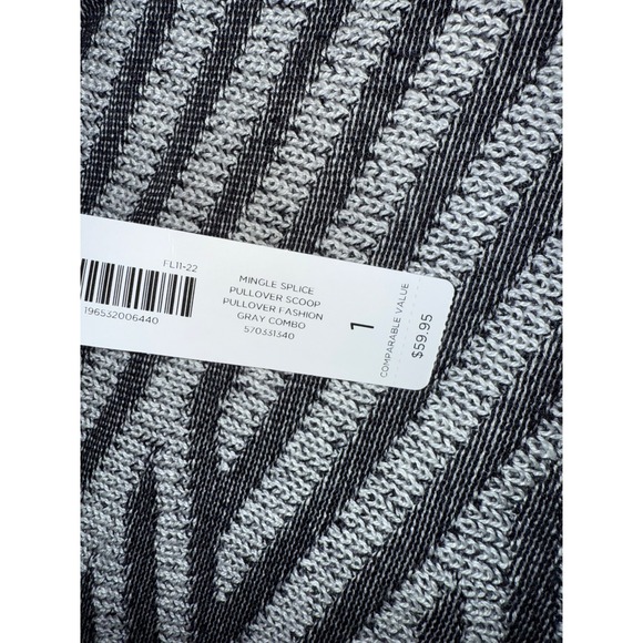 NWT Chicos Women's Sz 1 Black & Grey Striped Asymmetric Hem Sweater - Picture 8 of 9